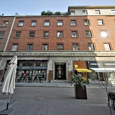 Suite Santa Tecla Milan Exterior photo