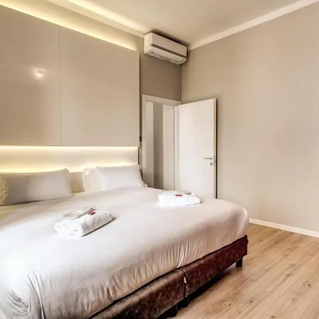Suite Santa Tecla Milan Exterior photo