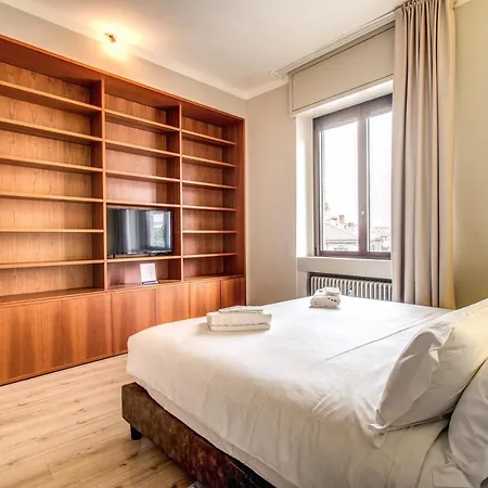 Suite Santa Tecla Milan Exterior photo